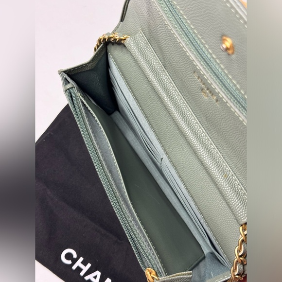 CHANEL Caviar Quilted Boy Wallet On Chain Light Green - Picture 12 of 16